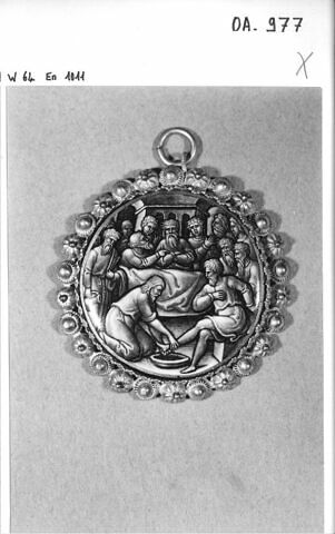 Médaillon : Le Lavement des pieds, image 3/3