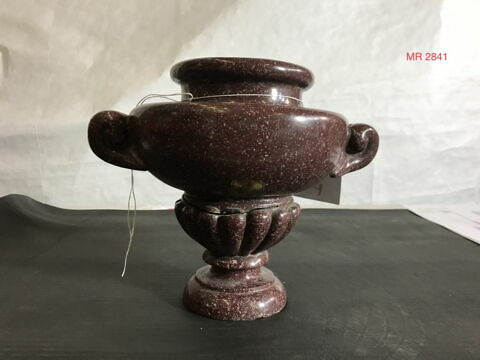 Vase d'une paire, image 1/1