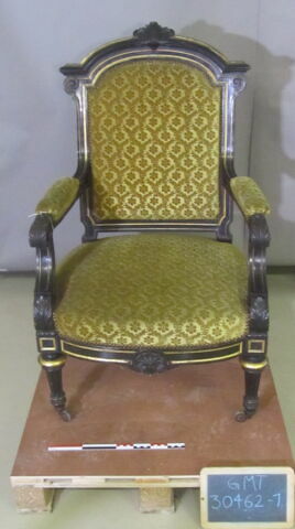 Fauteuil, d'un ensemble de douze, image 1/1