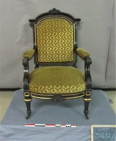 Fauteuil, d'un ensemble de douze, image 1/1