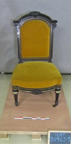 Chaise, d'un ensemble de quatre, image 1/1