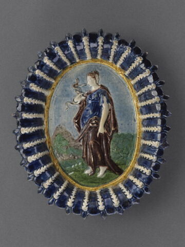 Petit plat ovale : Allégorie de la Prudence, image 1/8