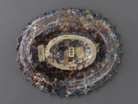 Petit plat ovale : Allégorie de la Prudence, image 3/8