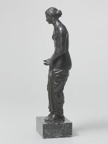 Statuette : Vénus, image 2/4