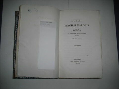 Ouvrage en langue latine : Virgilius. Volume II, grand in-8. Classicorum latinorum nova editio cum notis et commentariis. Chez Mediolani, typis par Nicolai Bettoni, 1819 ayant appartenu au duc de Reichstadt, image 2/2