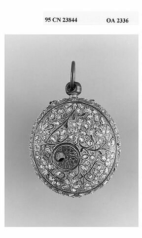 Montre à deux cadrans, image 3/5