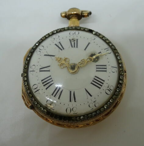 Montre ronde : initiales H B, image 2/2