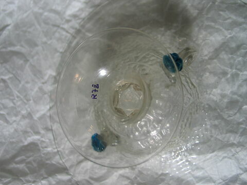 Petite coupe surbaissée, image 2/4