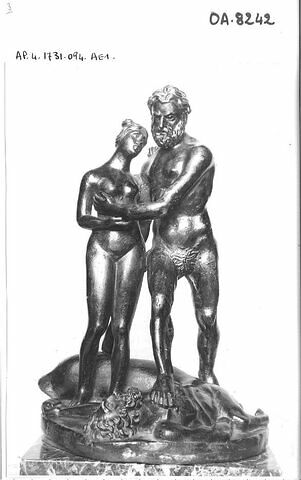 Groupe sculpté : Hercule et Déjanire marchant sur le corps de Nessus