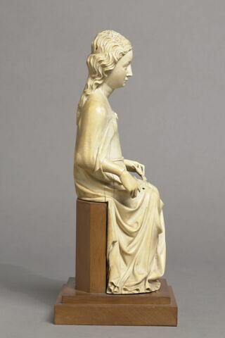 Statuette : Sainte assise, image 5/5
