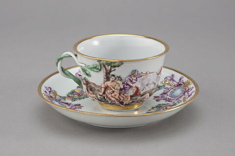 Tasse et soucoupe, image 1/7