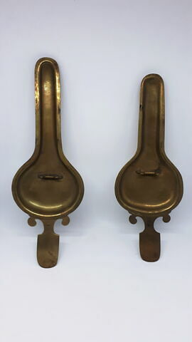 Porte-mouchette en cuivre doré, d'une paire avec SN 164 B, image 5/5