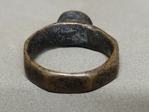 Bague, image 3/10