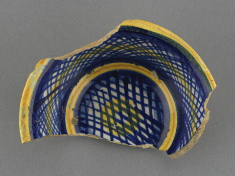 Fragment d'une écuelle, image 3/4