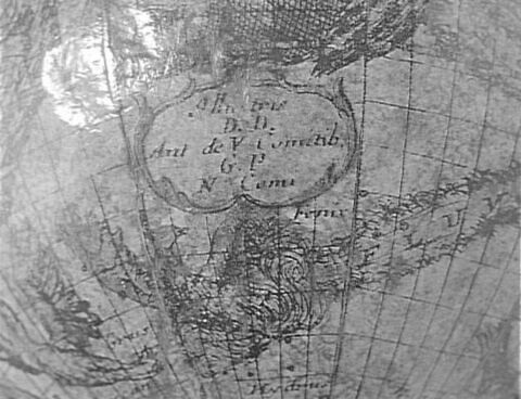 Globe céleste monté postérieurement à partir de fuseaux