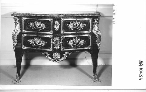 Commode, image 2/4