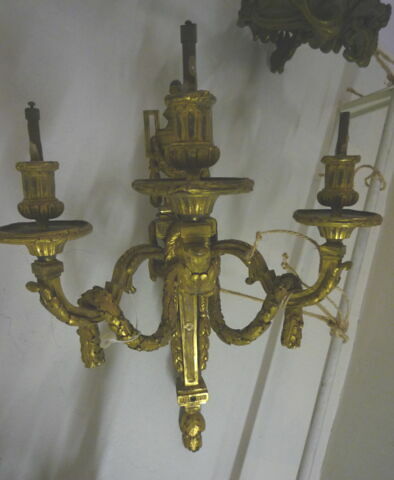 Bras à trois lumières d'une paire, OAP 194 1, image 1/1