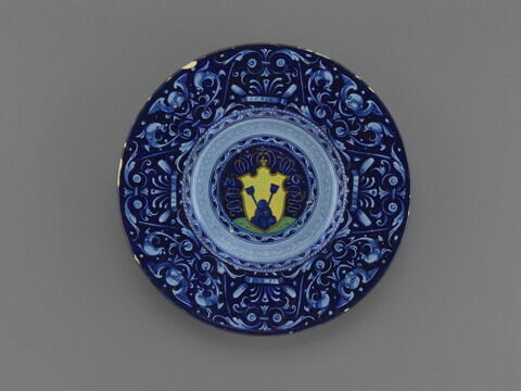 Plat rond [tondino] : armoiries, image 1/3