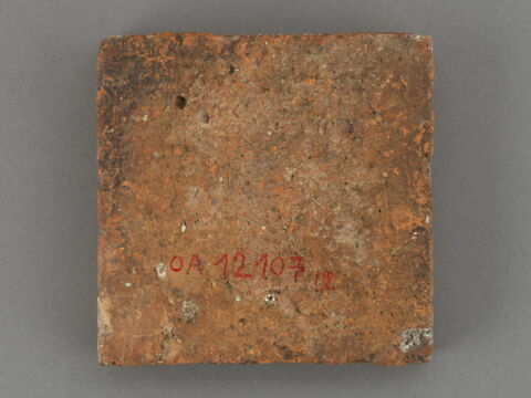 Carreau de pavement bicolore : quatre fleurs de lys, image 2/2