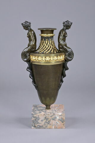 Grand vase en bronze doré et patiné