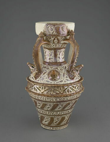 Vase hispano-mauresque à quatre anses, image 1/12