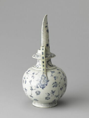 Vase à boire ovoïde à deux anses surmonté d'un long col, image 5/8