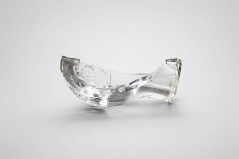 Flacon en cristal de roche : reliquaire médiéval en forme d'ampoule, image 4/7