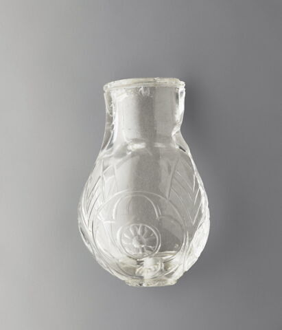 Flacon en cristal de roche : reliquaire médiéval en forme d'ampoule, image 5/7