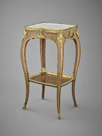 Table chiffonnière, image 1/6