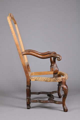 Fauteuil d'une suite de six, image 4/6