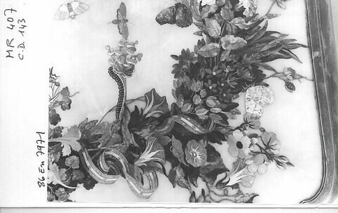 Plateau de table à décor de fleurs et papillons, image 5/6