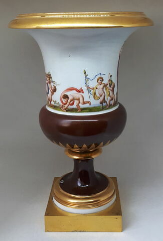 Paire de vases Médicis, fond marron et blanc, Vénus et Bacchus en couleurs, image 9/12