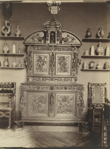 Fauteuil à colonnes torses, image 3/6