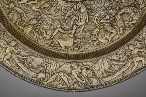 Grand plat aux armes des Gondi, image 5/13