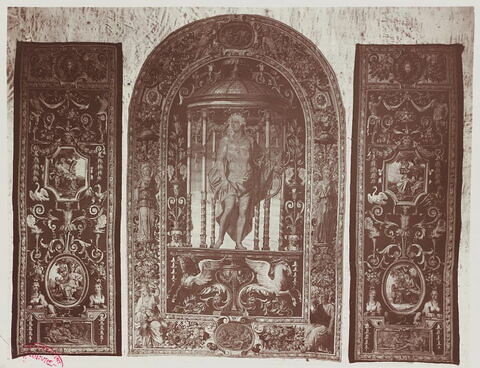 Le Printemps et l'Eté, d'une garniture complétant une tenture des Mois Grotesques de la tenture des Mois Arabesques, destinée à décorer une niche dans le cabinet du Roi à Trianon, image 4/4