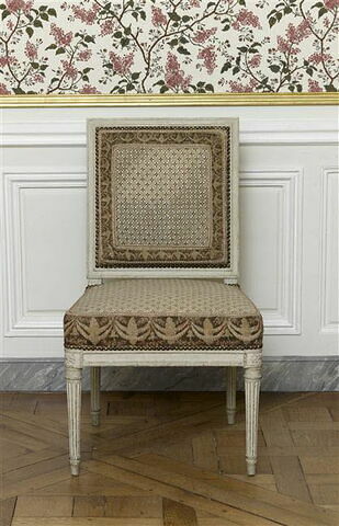 Chaise, d'un ensemble de six chaises et deux bergères d'un salon du château de Madame Elisabeth à Montreuil (OA 9972 à OA 9979), image 6/7