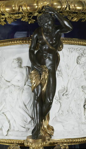 Grand vase de la galerie de Diane au château de Saint-Cloud, image 12/16