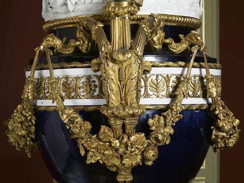 Grand vase de la galerie de Diane au château de Saint-Cloud, image 13/16