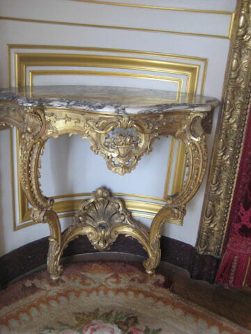 Console cintrée de style Louis XV., image 2/3