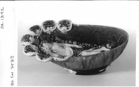 Coupe en forme de nacelle ou gondole ou navette de forme ovale : Bacchus et Cérès, image 4/4