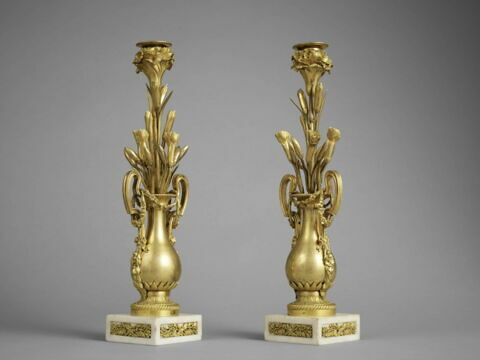 Petit candélabre à une lumière d'une paire (OA 6894 1), image 2/3