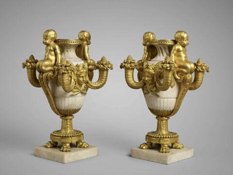 Candélabre en forme de vase à quatre lumières d'une paire, image 3/7