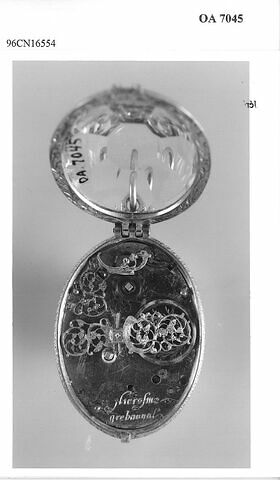 Montre ovale, image 6/7