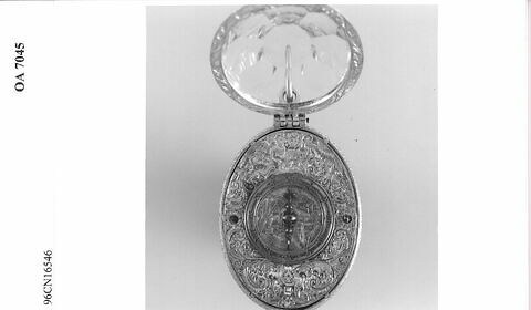 Montre ovale, image 7/7