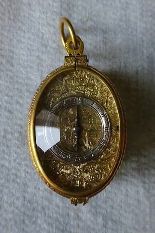Montre ovale