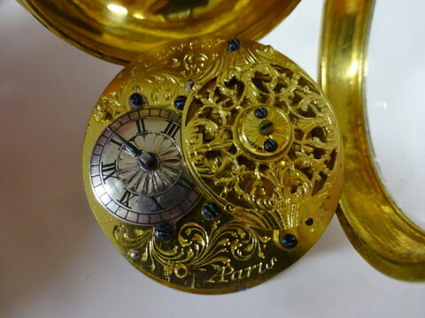 Montre de forme oignon, image 2/3