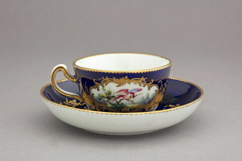 Tasse avec sa soucoupe, d'un service de quatre pièces (TH 1334 à 1337), image 6/7