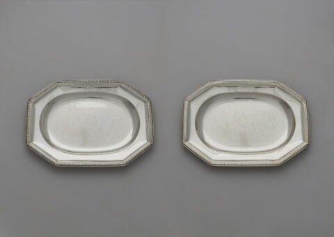 Plat long octogonal (d'une paire), image 2/4