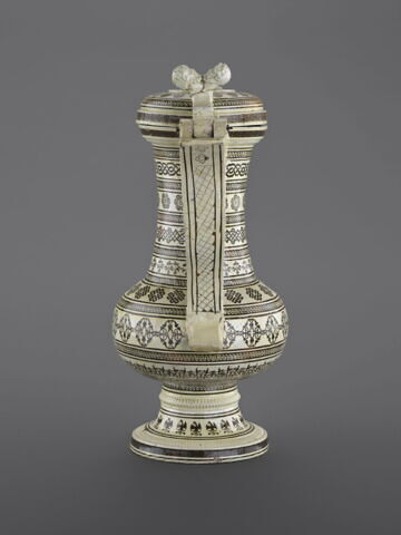 Coquemar : armes des Montmorency-Laval, image 5/20