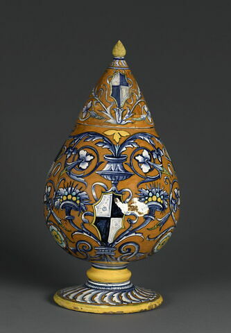 Vase : Armes des Manfredi, seigneurs de Faenza, image 4/11